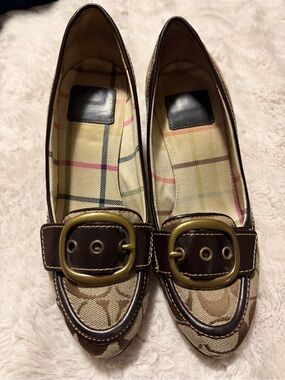 Coach Brown Signature Canvas Loafers with Brass Buckle In super good condition